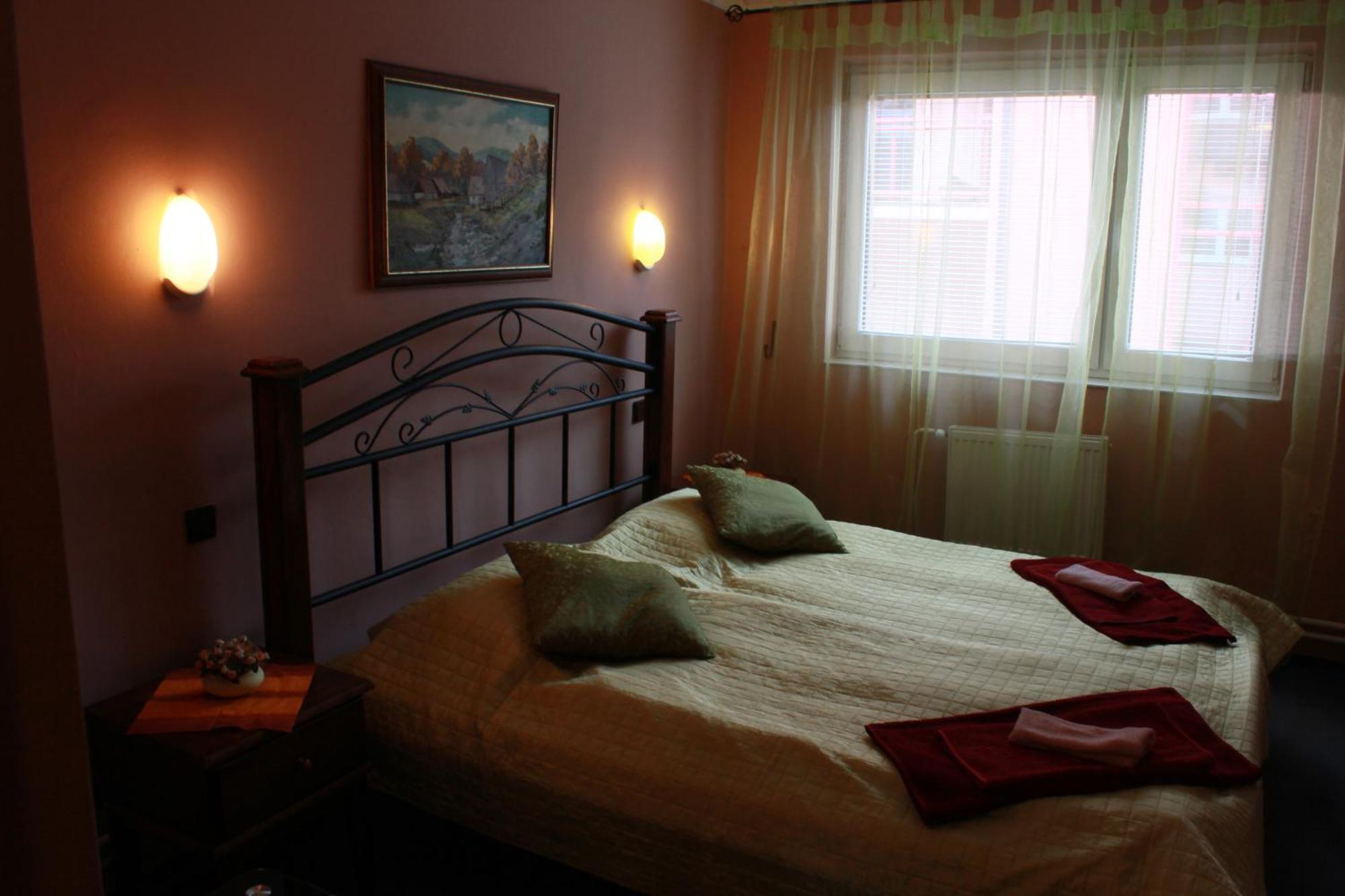 Garni Hotel Anne-Mary Piest'any Dış mekan fotoğraf