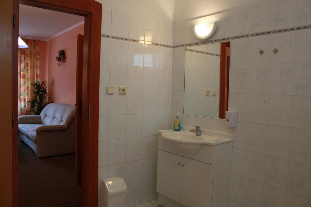 Garni Hotel Anne-Mary Piest'any Oda fotoğraf