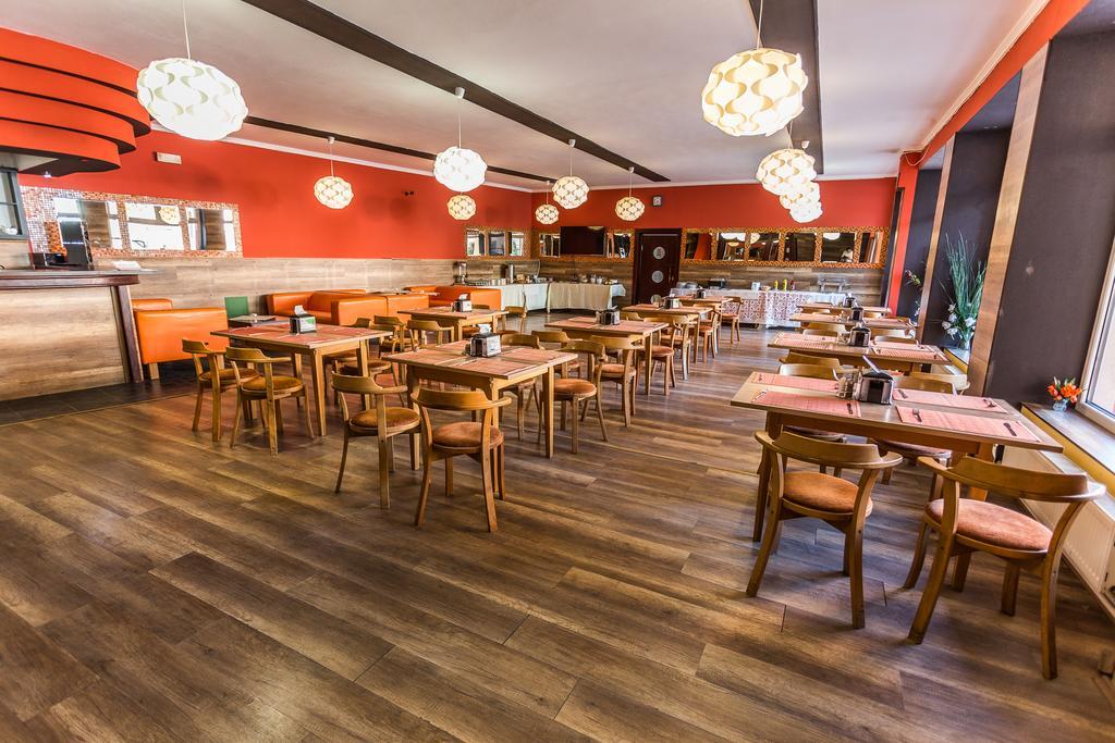 Garni Hotel Anne-Mary Piest'any Dış mekan fotoğraf